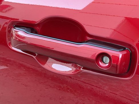 Used 2025 Toyota Tundra Platinum image 10