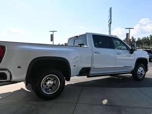 New 2026 Chevrolet Silverado 3500 High Country w/ Technology Package AWD/4WD image 8
