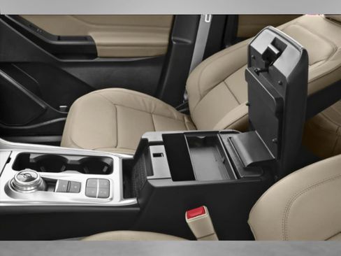 Used 2023 Ford Explorer Limited image 11