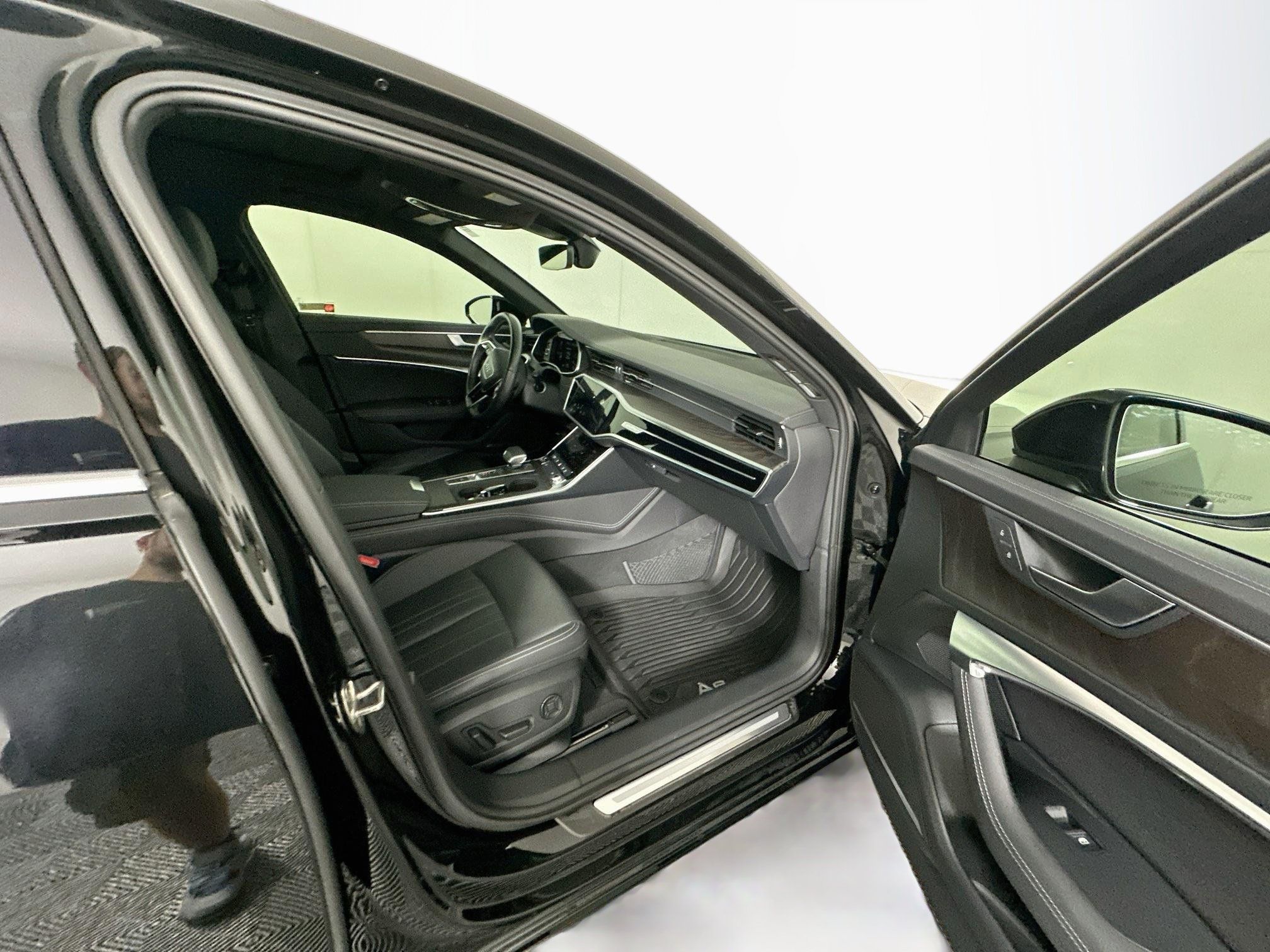 Used 2023 Audi A6 Premium Plus AWD/4WD image 32