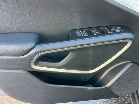 Used 2025 Kia Soul LX w/ LX Technology Package image 20
