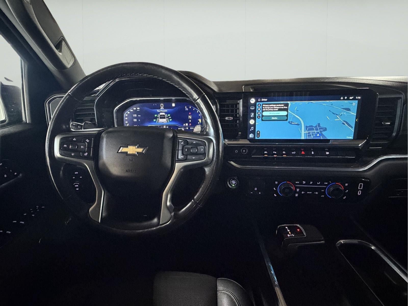 Used 2022 Chevrolet Silverado 1500 LTZ w/ LTZ Convenience Package II AWD/4WD image 14