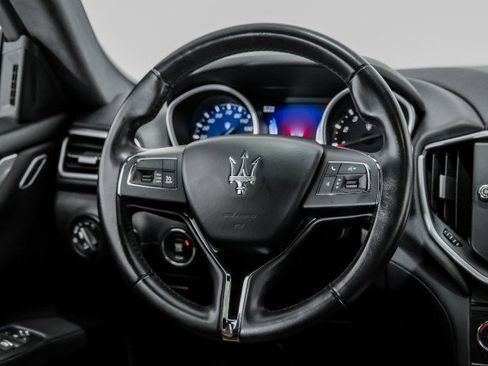 Used 2016 Maserati Ghibli RWD image 14