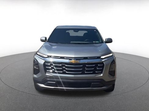 Used 2025 Chevrolet Equinox LT FWD image 4