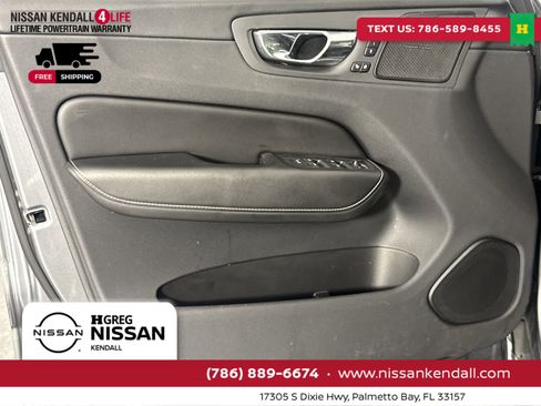 Used 2019 Volvo XC60 T6 R-Design w/ Protection Package Premier image 32