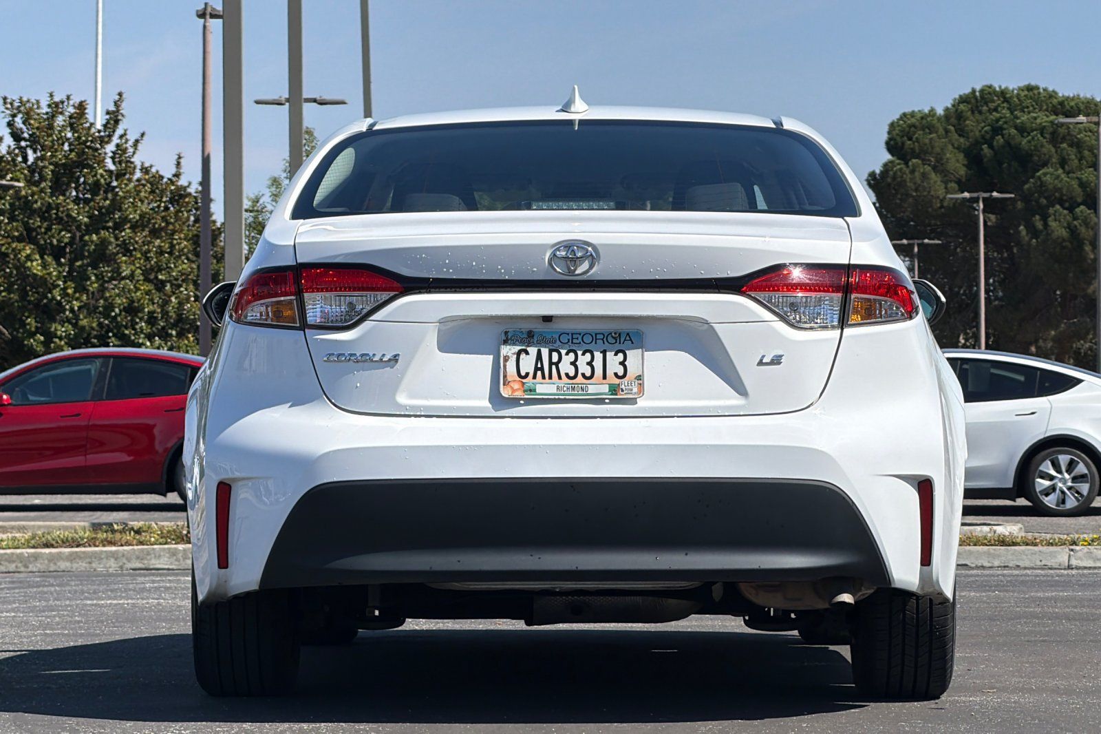Used 2025 Toyota Corolla LE FWD image 5
