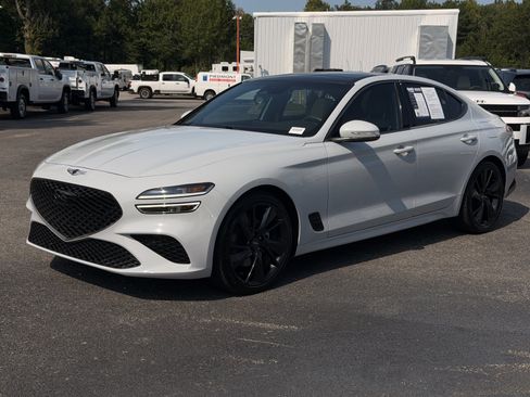Used 2023 Genesis G70 2.0T w/ Sport Prestige Package RWD image 7