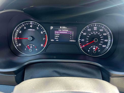 Used 2023 Kia Forte LXS w/ LXS Technology Package FWD image 18