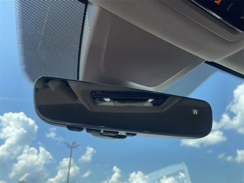 New 2026 Volkswagen Atlas SE image 22