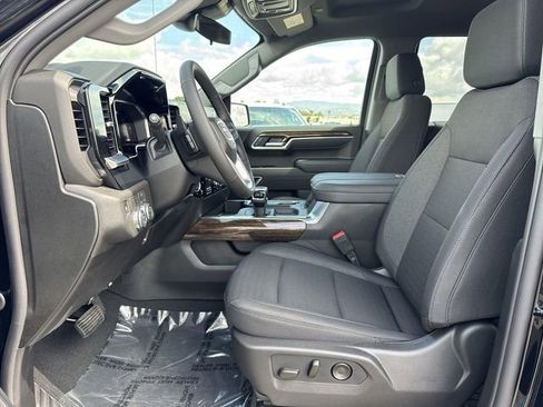 New 2026 GMC Sierra 1500 Elevation w/ LPO, Elevation Black Package RWD image 21