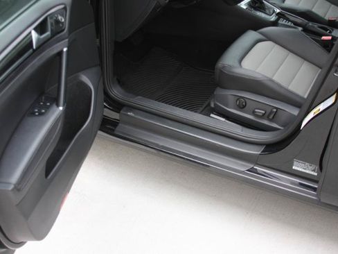 Used 2015 Volkswagen Golf TDI SEL FWD image 21