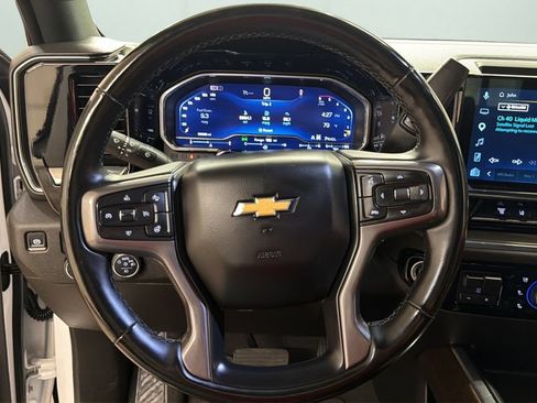 Used 2024 Chevrolet Silverado 3500 High Country w/ High Country Premium Package AWD/4WD image 12