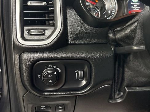 Used 2020 RAM 1500 Big Horn image 11