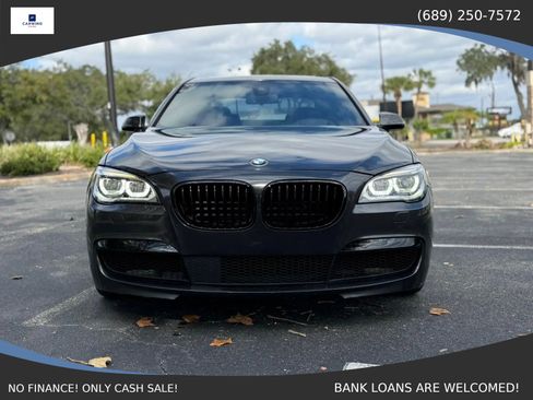 Used 2014 BMW 750i image 2