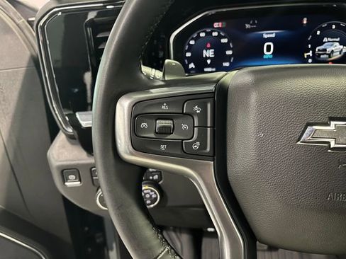 Used 2025 Chevrolet Silverado 1500 LT Trail Boss w/ Convenience Package II AWD/4WD image 17