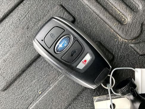 Certified 2024 Subaru Outback Limited image 9