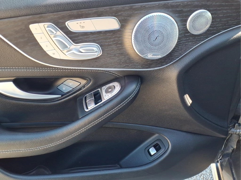 Used 2023 Mercedes-Benz C 300 Coupe image 12
