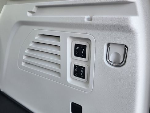 New 2026 Buick Enclave Avenir w/ Super Cruise Package image 51