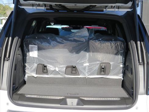 Used 2026 Chevrolet Tahoe High Country w/ Sun And Tow Package image 15