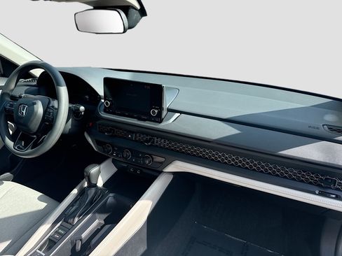 Certified 2024 Honda Accord LX image 31