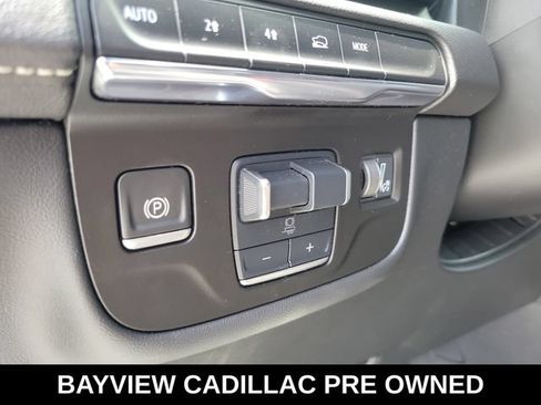 Used 2021 Cadillac Escalade Sport w/ LPO, Illumination Package AWD/4WD image 28