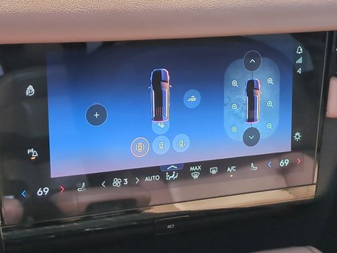 Used 2025 Lincoln Navigator L Black Label image 26