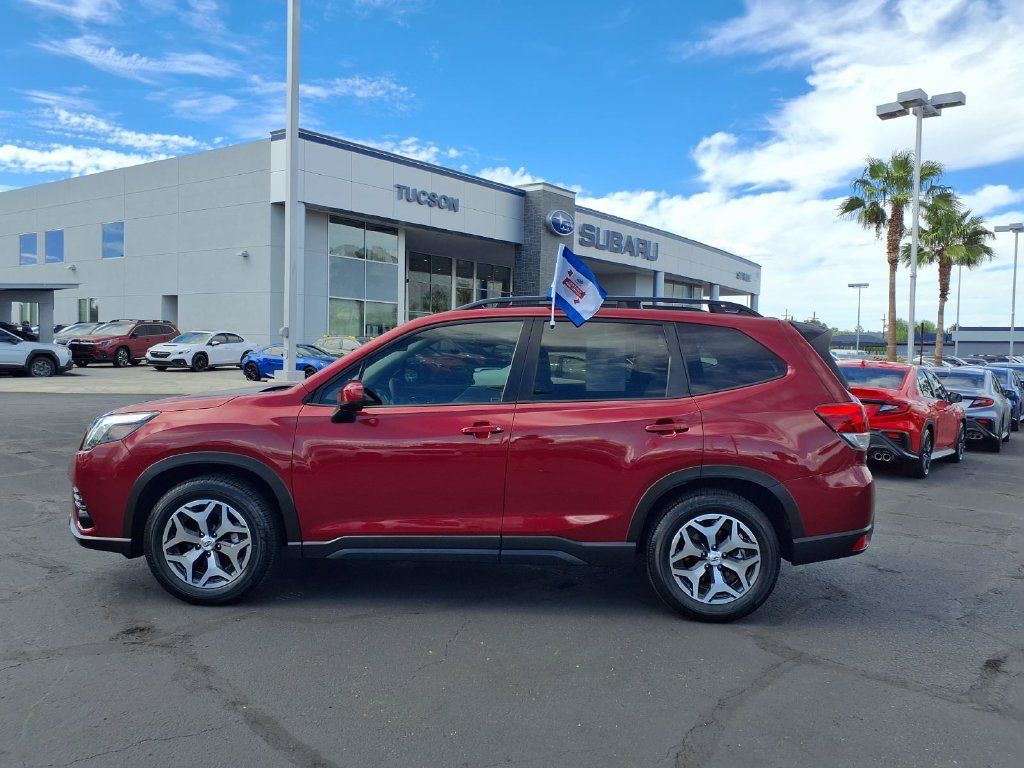 Certified 2024 Subaru Forester Premium AWD/4WD image 13