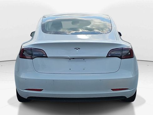 Used 2018 Tesla Model 3 Long Range RWD image 5