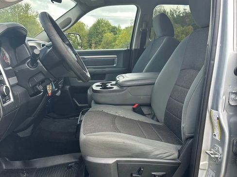 Used 2017 RAM 2500 SLT image 12