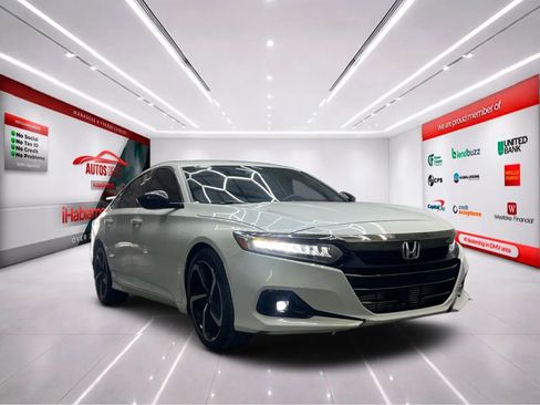 Used 2022 Honda Accord Sport image 2