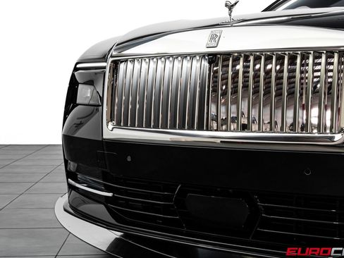Used 2024 Rolls-Royce Spectre w/ Spectre Launch Package AWD/4WD image 12