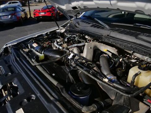 Used 2022 Ford F250 XL w/ Power Equipment Group image 38