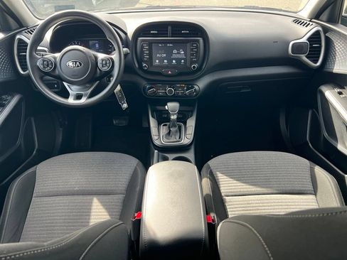 Used 2020 Kia Soul S FWD image 12