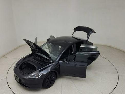 Used 2025 Tesla Model 3 RWD image 31
