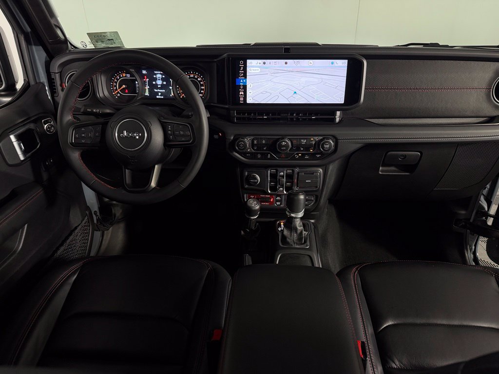Certified 2025 Jeep Gladiator Rubicon AWD/4WD image 17