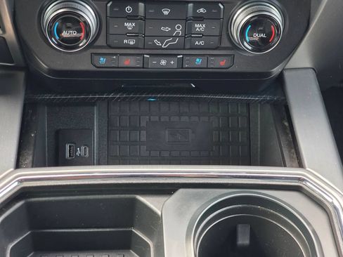 Used 2020 Ford F350 Platinum AWD/4WD image 17