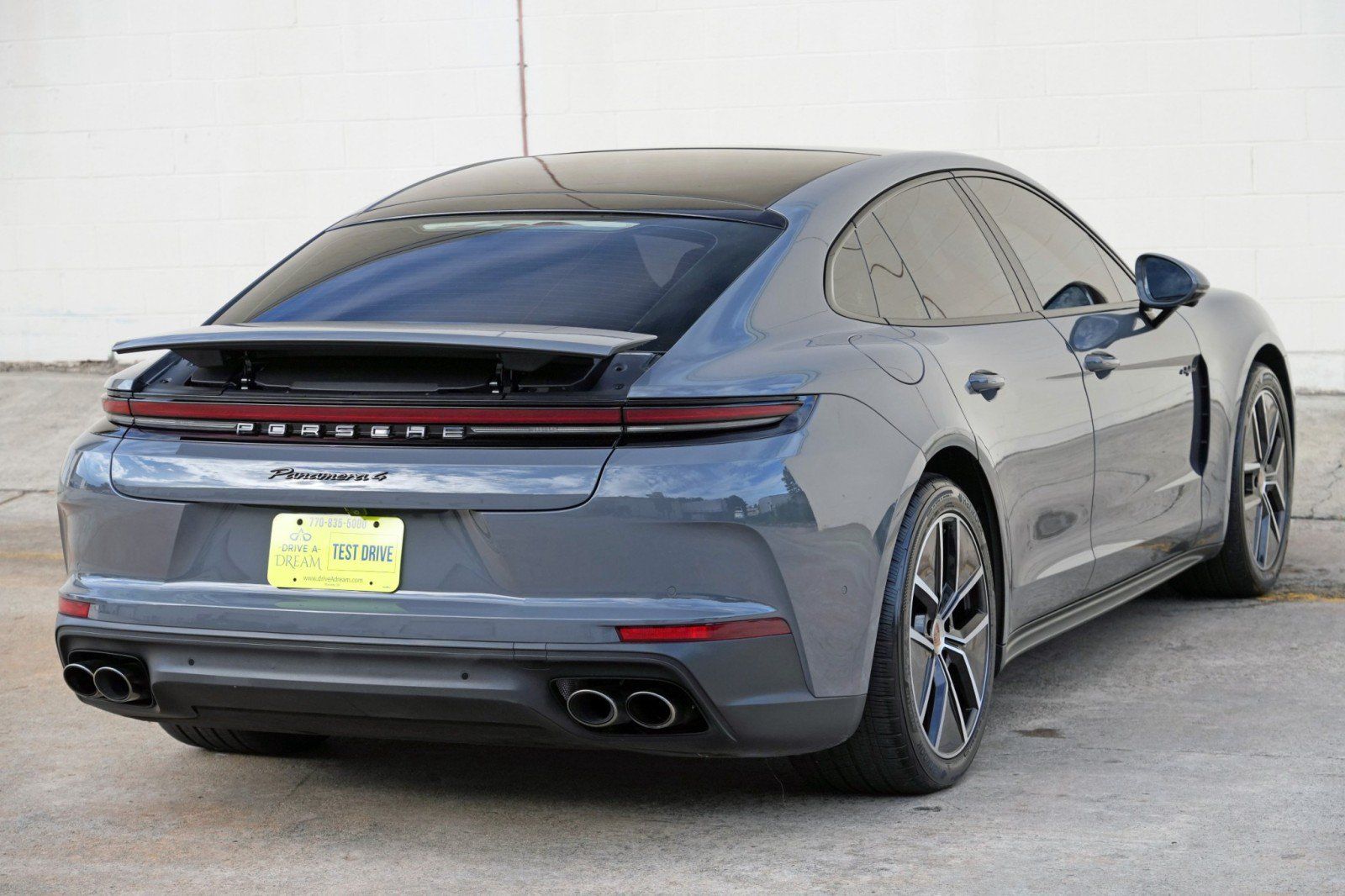 Used 2025 Porsche Panamera 4 w/ Premium Package AWD/4WD image 59