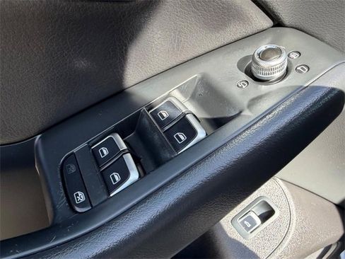 Used 2016 Audi Q5 3.0T Premium Plus w/ Technology Package image 18