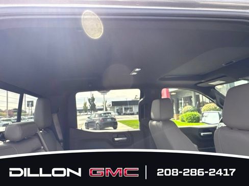 Used 2021 GMC Sierra 1500 SLT w/ SLT Premium Package AWD/4WD image 23