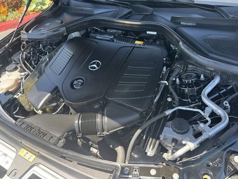 Used 2026 Mercedes-Benz GLC 300 image 5