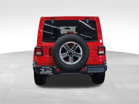 Used 2023 Jeep Wrangler Unlimited Sahara AWD/4WD image 7