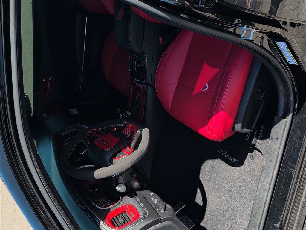 Used 2023 Dodge Charger SRT Hellcat w/ Harman/Kardon Audio Group RWD image 5