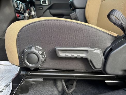 New 2026 Jeep Wrangler Unlimited Sport AWD/4WD image 25