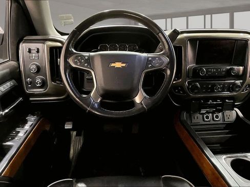Used 2017 Chevrolet Silverado 1500 High Country image 5