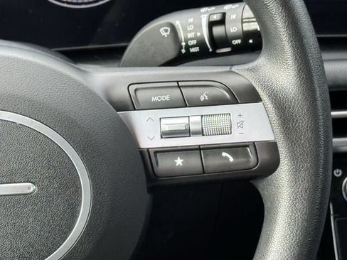 Used 2025 Hyundai Tucson SEL AWD/4WD image 13