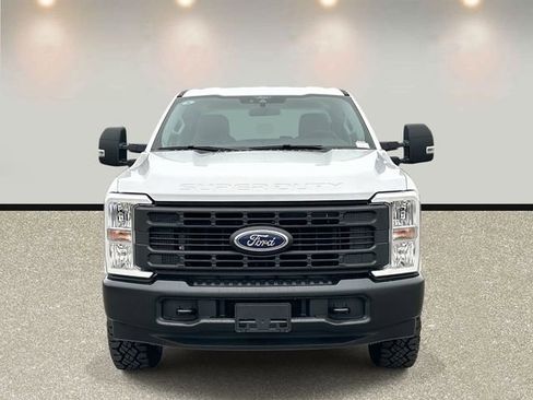 New 2026 Ford F250 XL w/ XL Off-Road Package image 2