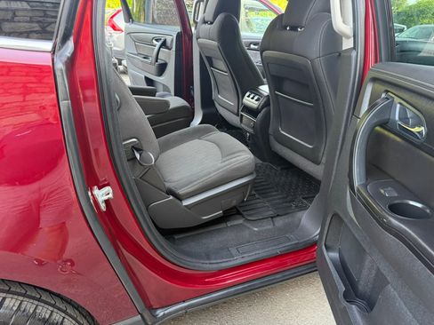 Used 2016 Chevrolet Traverse LT w/ Style and Technology Package AWD/4WD image 15