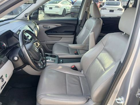 Used 2022 Honda Pilot Special Edition image 12