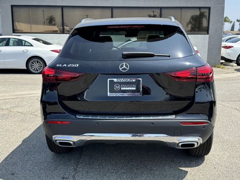 New 2025 Mercedes-Benz GLA 250 image 9