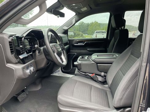 Used 2023 GMC Sierra 1500 Elevation RWD image 4